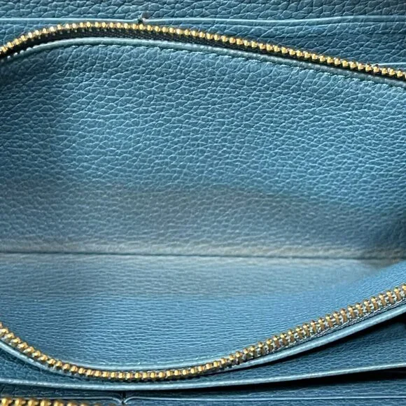 Gucci Blue Leather Zip-Around Wallet  Embossed Logo Authentic - Picture 14 of 14